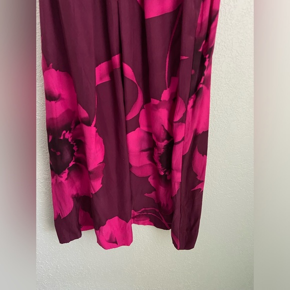 Common Thread Floral Silk Sleeveless Long Blouse Top Fuschia & Burgundy Size M - Picture 3 of 9